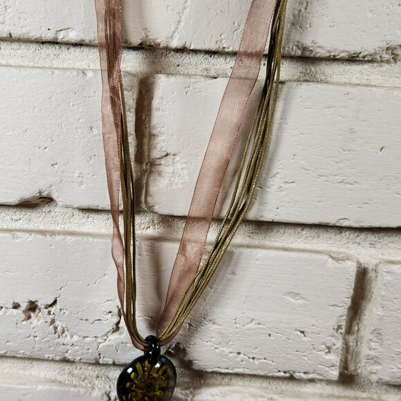 New Womens Murano Glass Tear Drop Yellow & Black Necklace - Picture 2 of 7